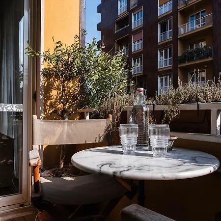 Apartment Youhosty - Keplero 10 Milan